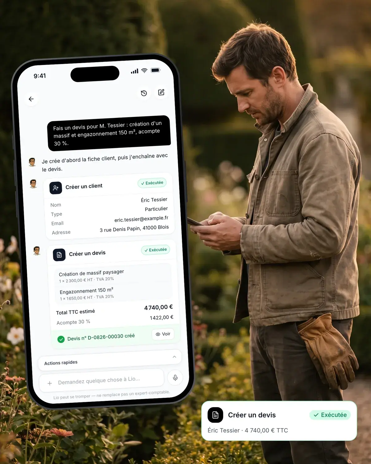 Paysagiste dictant un devis à l'assistant IA de Lio depuis son téléphone : fiche client et devis créés